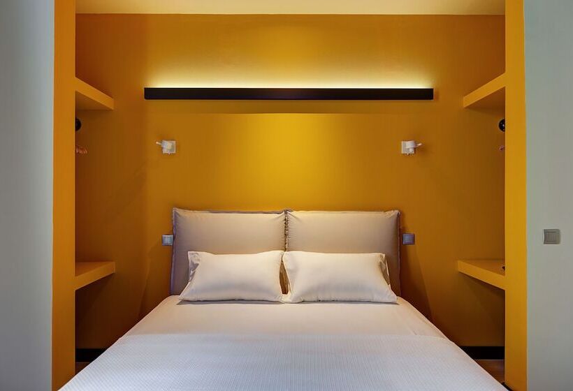 غرفة قياسية, Colors Central Ladadika