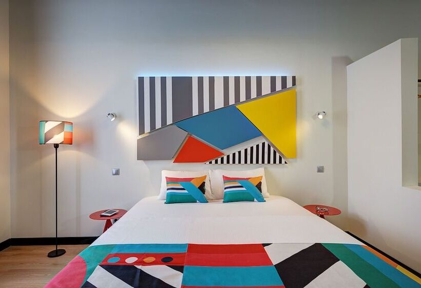 غرفة قياسية, Colors Central Ladadika