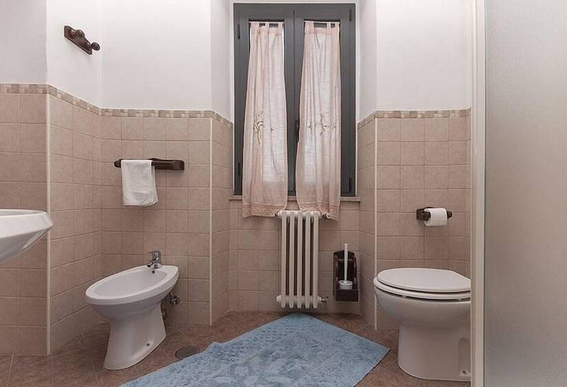 Номер Стандарт Трехместный, La Villa