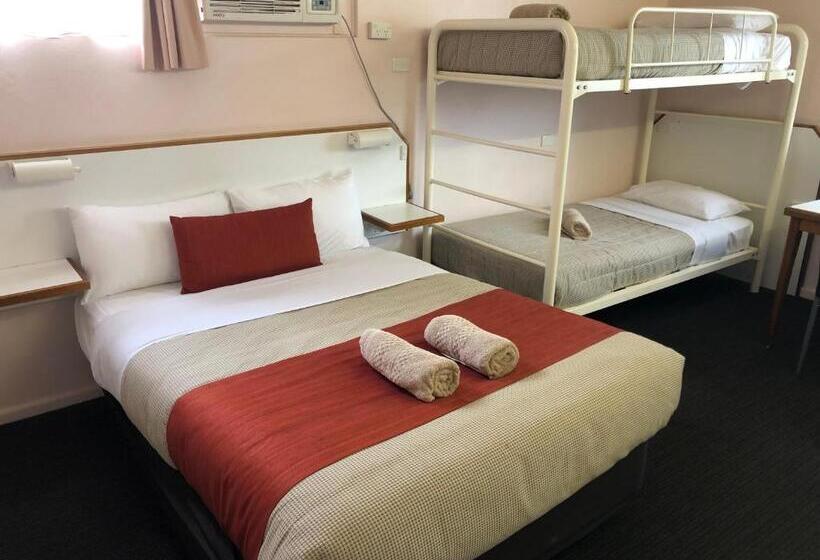ファミリールーム, Bradman Motor Inn