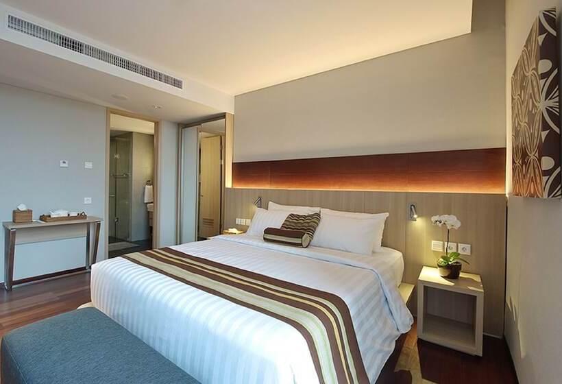 Standard Studio, Ra Premiere Simatupang