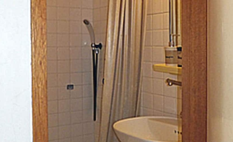 Номер Базовый Совметсный Санузел, Lodge Scole