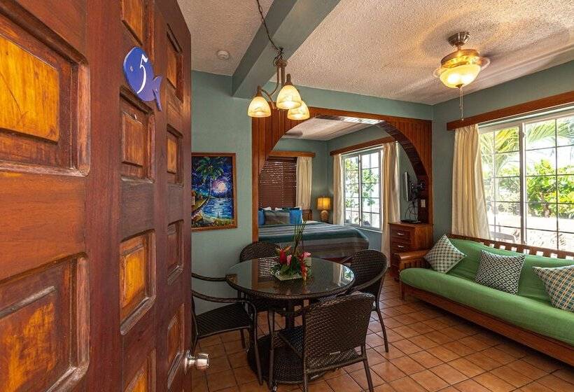 Люкс Кровать Кинг, Blue Tang Inn