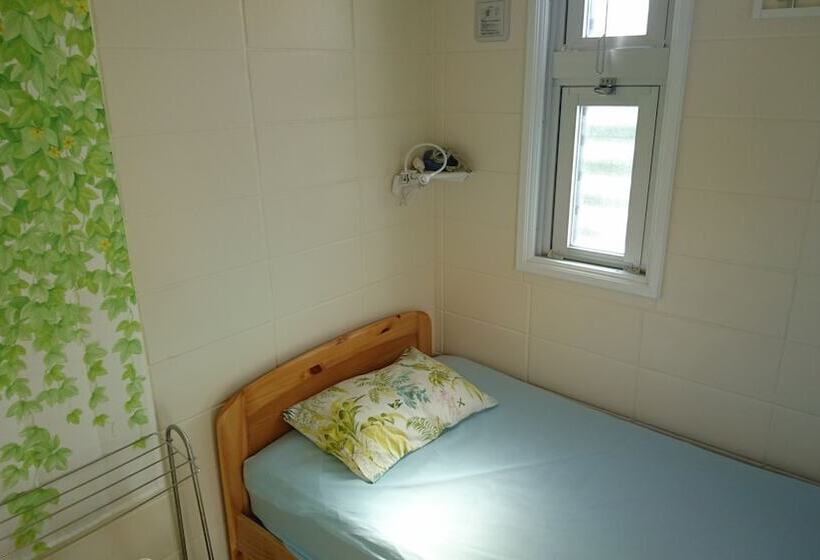 스탠다드 룸 공동 욕실, Okinawa Resort