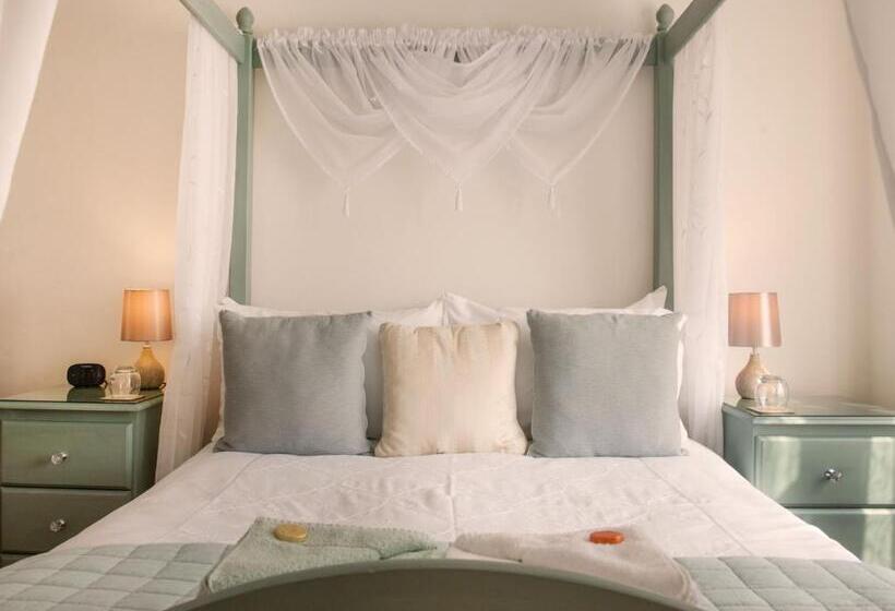 Номер Стандарт, Blue Waters Lodge