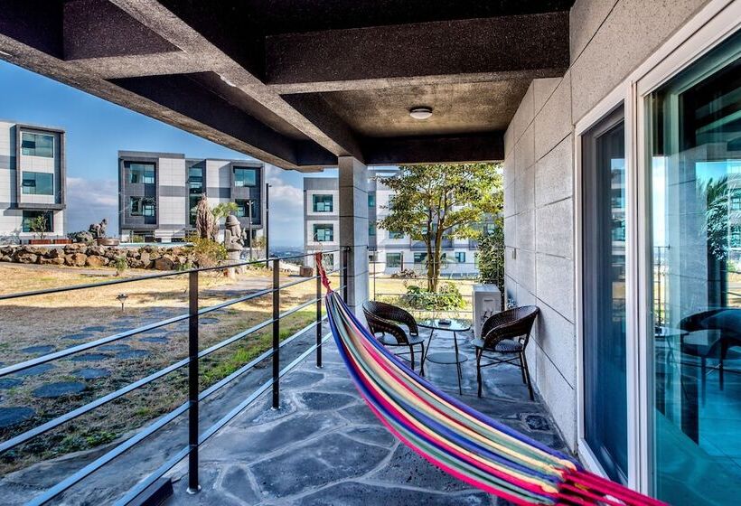 디럭스 룸, Donnaekohill Resort