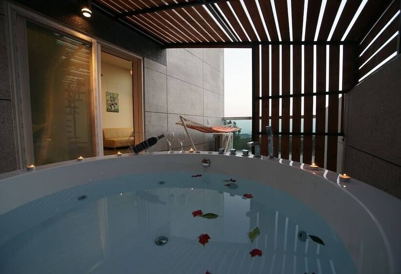 프리미엄 룸, Donnaekohill Resort