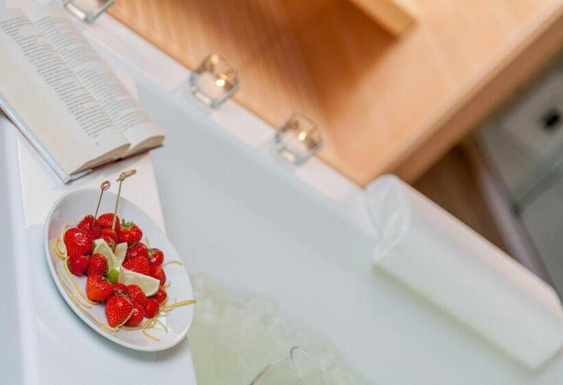 Люкс с гидромассажем, Sa Cheya Relais & Spa