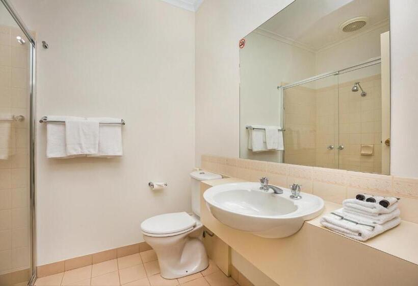 Семейный Номер, National Hotel Complex Bendigo