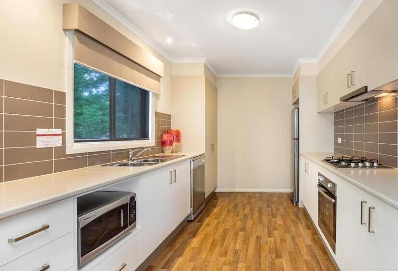 Апартаменты 2 Спальни, National Hotel Complex Bendigo
