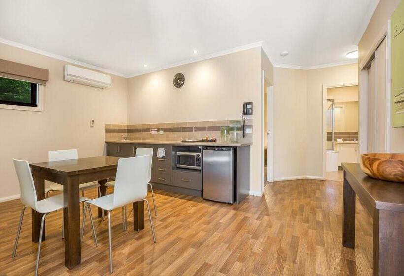 Студия Стандарт, National Hotel Complex Bendigo