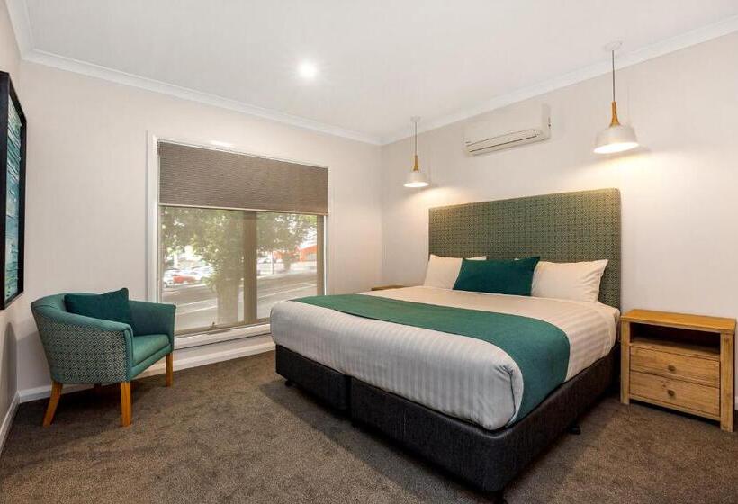Апартаменты 1 Спальня, National Hotel Complex Bendigo