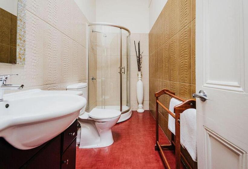 Апартаменты 2 Спальни, Albert Hotel Daylesford