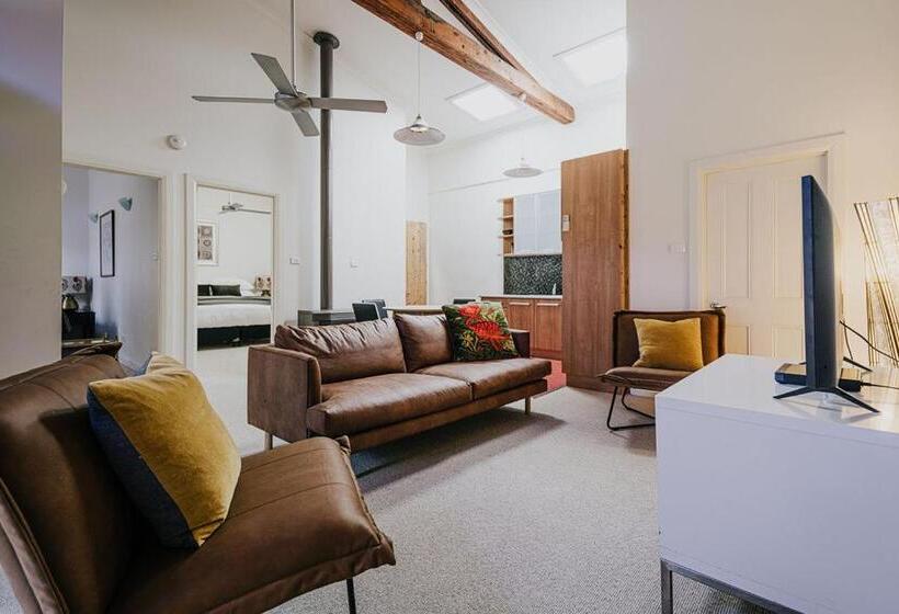 Апартаменты 2 Спальни, Albert Hotel Daylesford