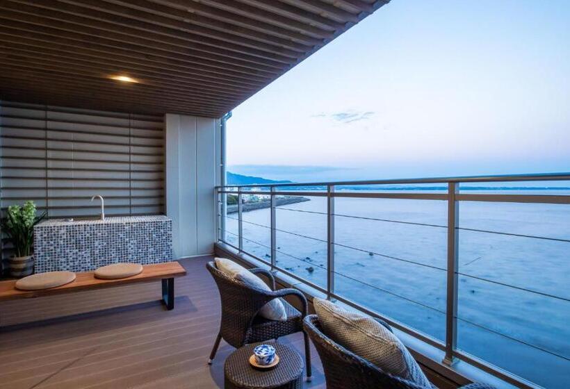 Quarto Quádruplo Deluxe, Amane Resort Seikai