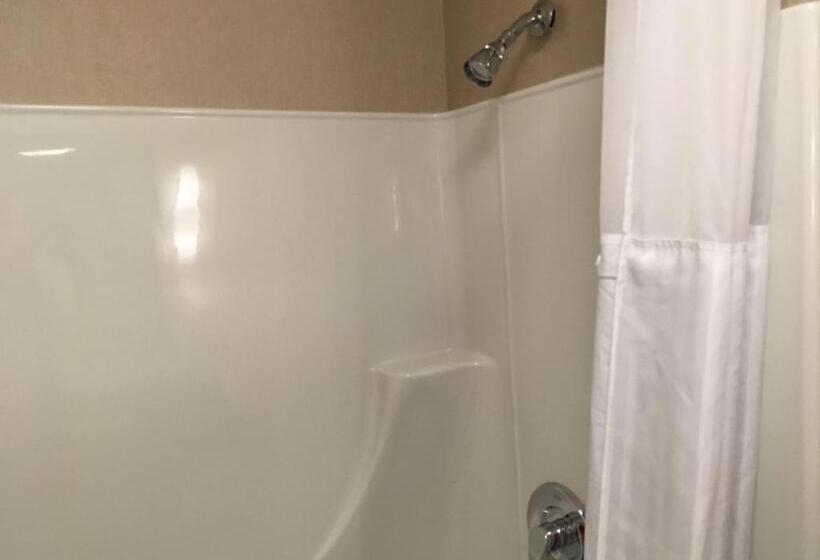 Стандартный Номер Кровать Кинг, Quality Inn Sept Iles