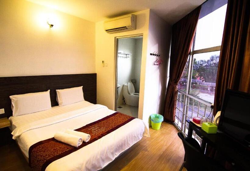Номер Deluxe, Rasah Seremban