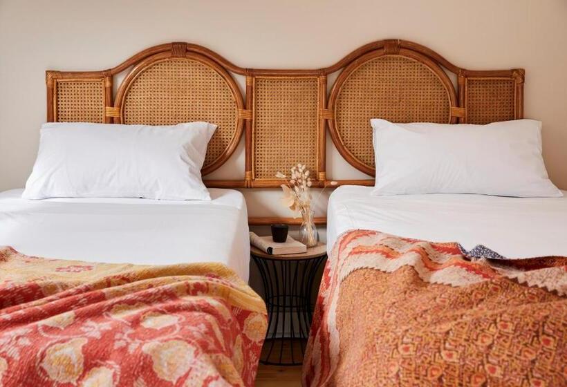 غرفة عائلية, The Big   Luxury Backpackers