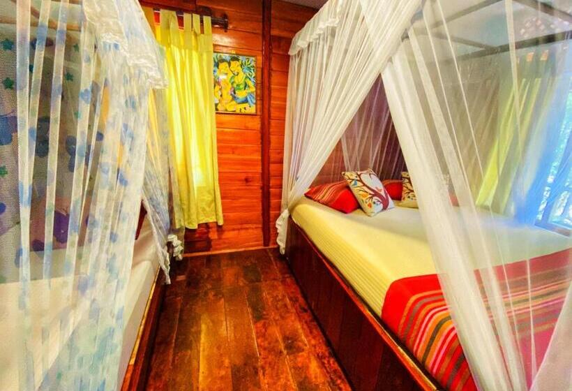 Triple Room Sea View, Little Pumpkin Cabanas
