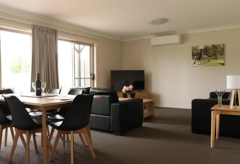 Вилла 2 Спальни, Cootamundra Heritage Motel & Apartments