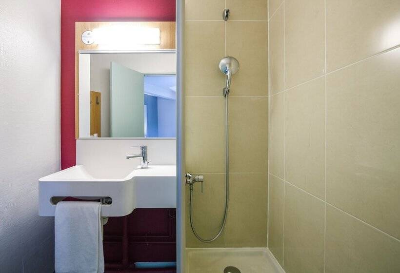 标准三人间, B&b Hotel Nantes Centre