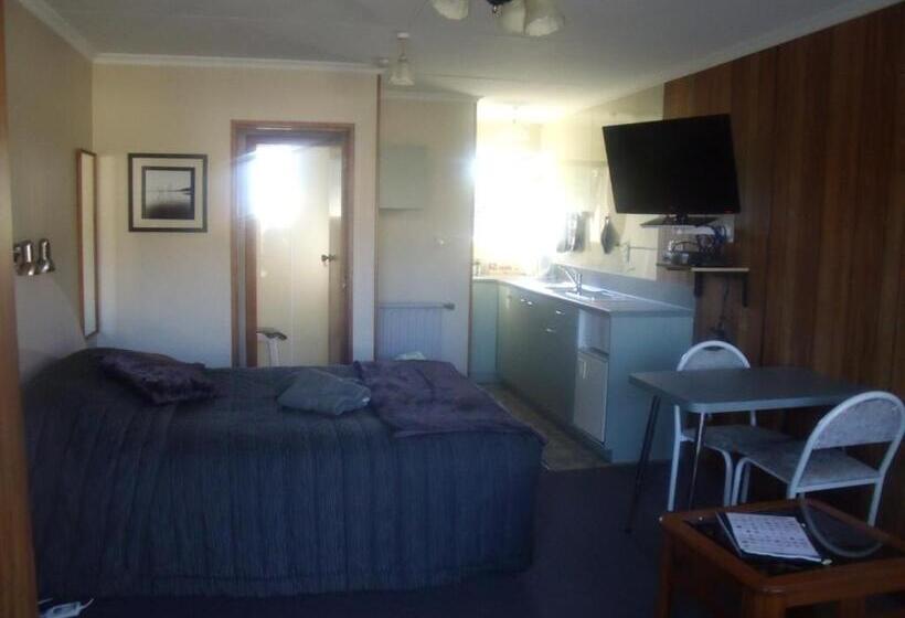 스탠다드 스튜디오, Alexandra Motor Lodge Nz