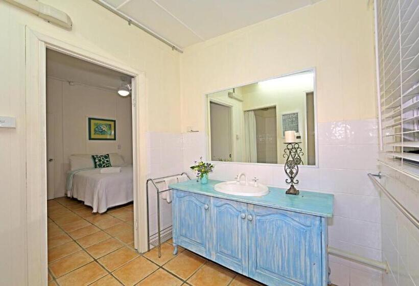 빌라 침실 1개, Bargara Gardens Boutique Villas