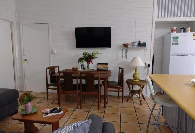スタンダードスタジオ, Bargara Gardens Boutique Villas