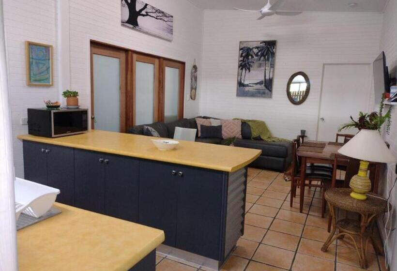 스탠다드 스튜디오, Bargara Gardens Boutique Villas