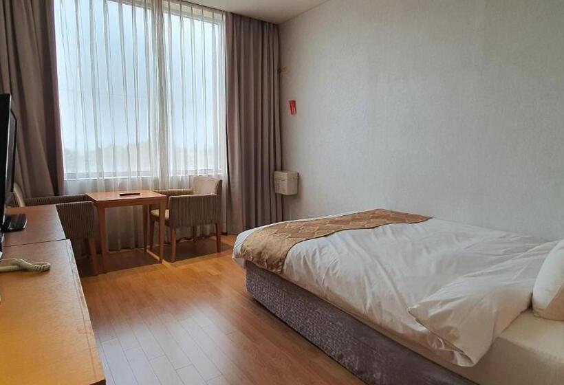 Номер Deluxe, Gyungpo Beach