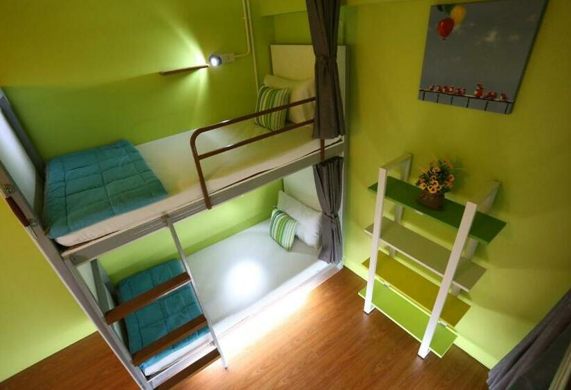 이코노이 4인룸, Ideal Beds Hostel Ao Nang Beach