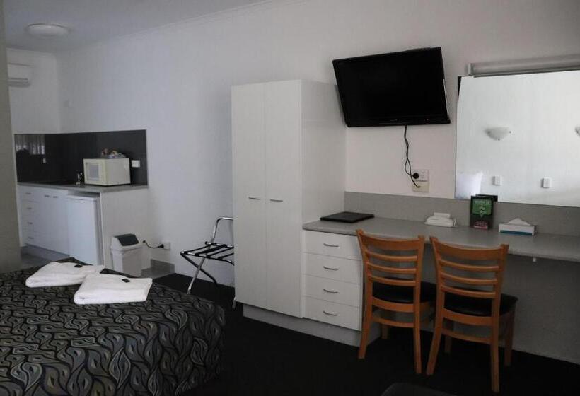 חדר אקזקיוטיב, Bundaberg Spanish Motor Inn