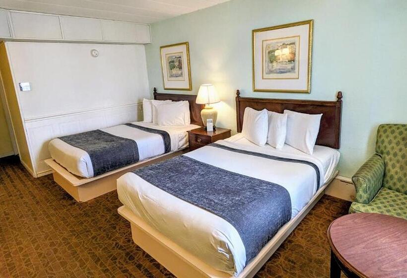 Номер Стандарт 2 Двуспальные Кровати, Quebec Motel