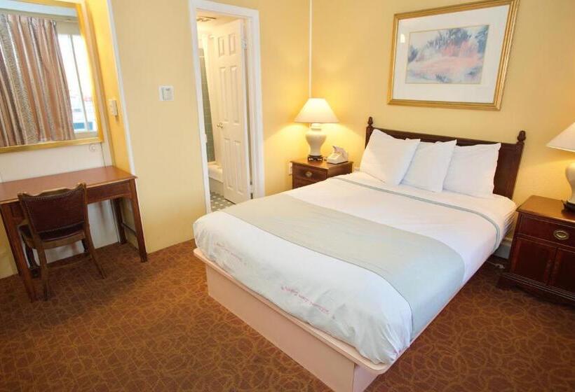 Номер Стандарт, Quebec Motel