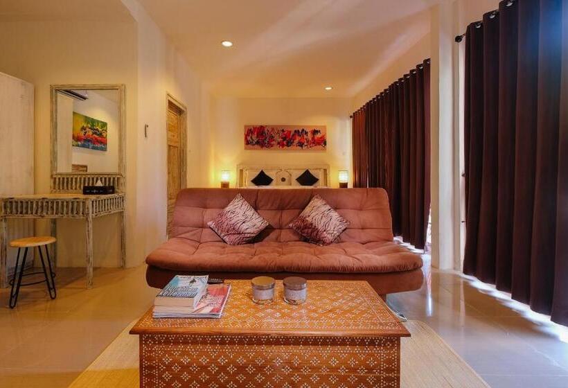 Люкс Вид на Бассейн, Gili Amor Boutique Resort