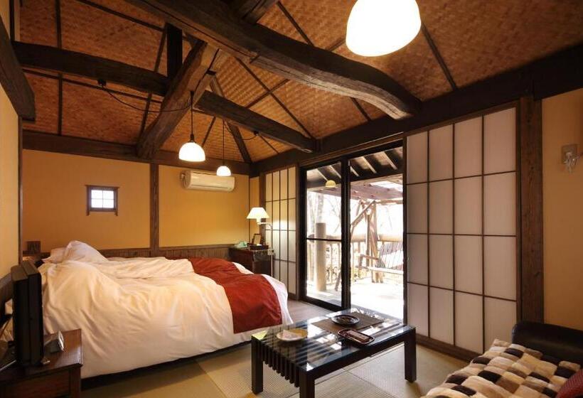 Номер Стандарт с Террасой, Kurokawa Onsen Oyado Noshiyu