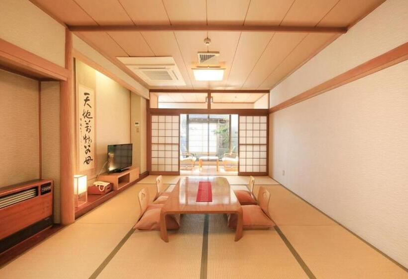 패밀리 룸 공용 욕실, Pony Onsen