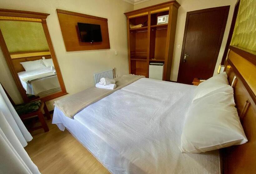 Quarto Deluxe, Pousada Gramado