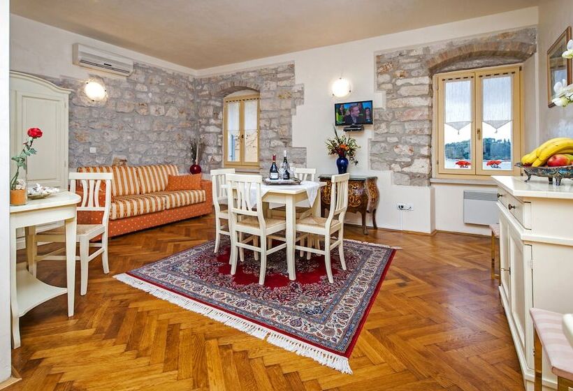 Апартаменты 1 Спальня Вид на Море, Residence La Carera