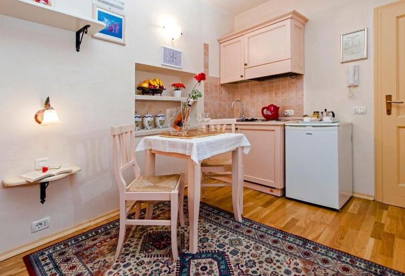 Номер Стандарт, Residence La Carera