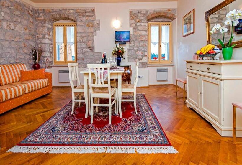 Апартаменты 1 Спальня Вид на Море, Residence La Carera