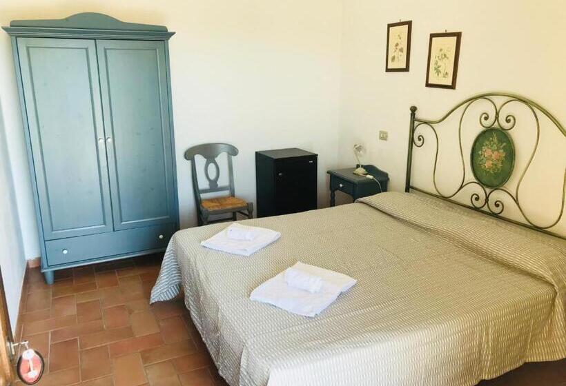 Номер Economy, Castello Cortevecchio