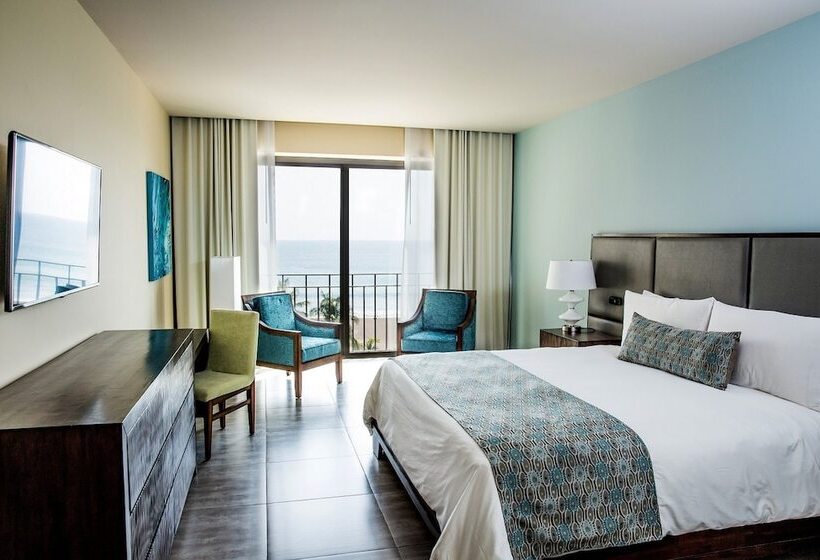 اتاق لوکس با چشم‌انداز دریا, Croc S Resort & Casino