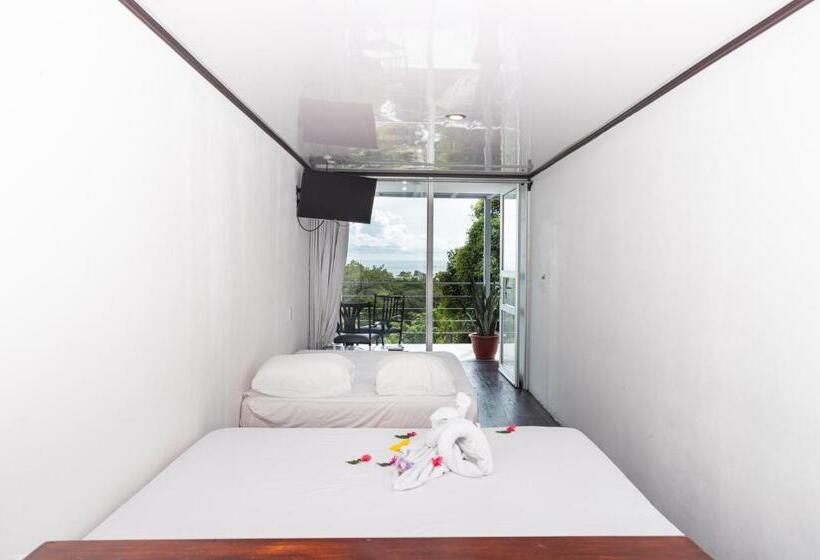 Четырехместный Номер Стандарт, El Faro Containers Beach