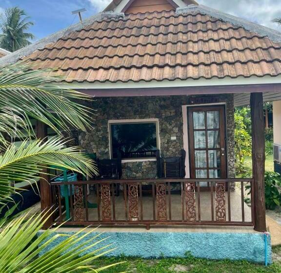 바다 전망 스탠다드 방갈로, First Villa Beach Resort
