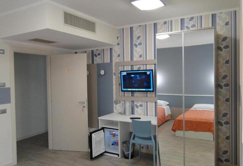 이코노미 룸, Moderno