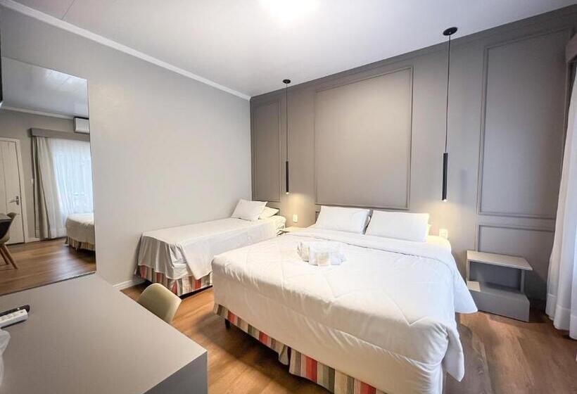 标准三人间, Pousada Solar Viena