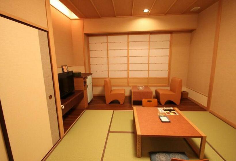 Четырехместный Номер Стандарт, Ogoto Onsen Yunoyado Komolebi