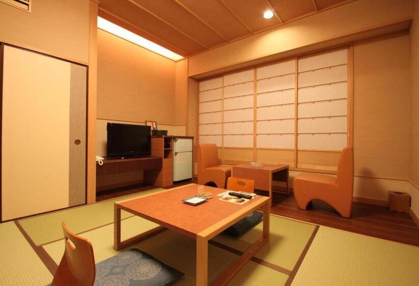 Номер Стандарт Трехместный, Ogoto Onsen Yunoyado Komolebi