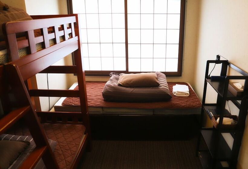 Номер Стандарт Трехместный, K S House Takayama   Quality Hostels